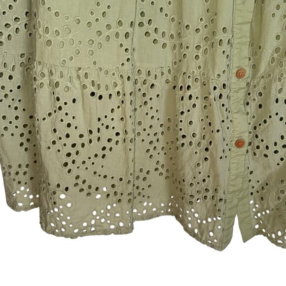 Elegant Cream Midi Dress - Picture 9 of 16